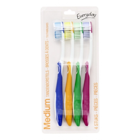EVERYDAY Brosses à dents medium 4 pièces