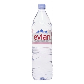 EVIAN eau plate 1,5L